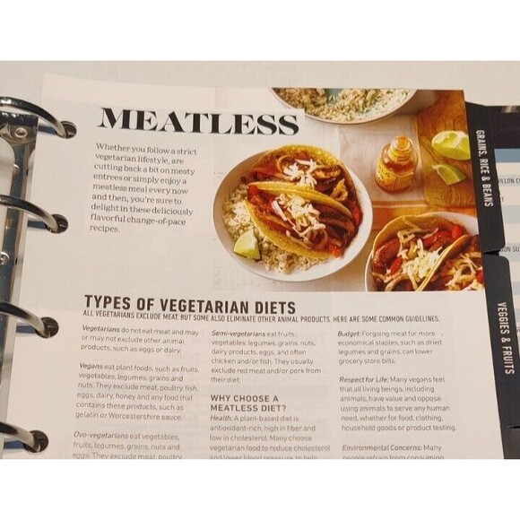 The Taste of Home Cookbook, 5th Edition: Cook.  Share.  Celebrate. - GOOD - Picture 6 of 8